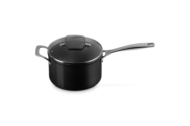 Le Creuset Essential Non-Stick Ceramic Saucepan wi