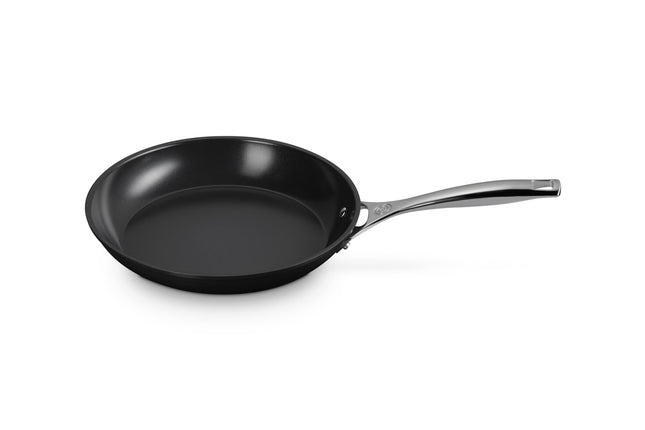 Le Creuset Essential Non-Stick Ceramic Shallow Fry