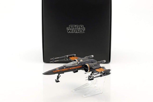 Hot Wheels Elite DHG08 Star Wars Poe's X-Wing Figh