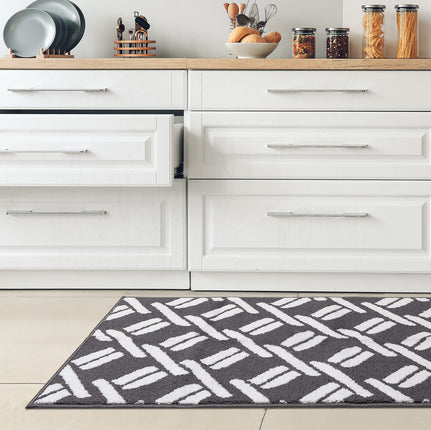 Nautica – Tufted Runner Rug | Baize Chain Design |