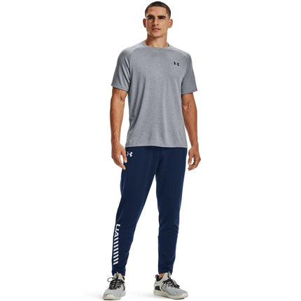 Under Armour Men Tech 2.0 Shortsleeve, Light and Breathable Sports T-Shirt, Gym Clothes, Wicks Away Sweat & Dries Very Fast