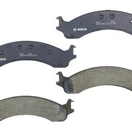 Bosch BP821 QuietCast Premium Semi-Metallic Disc Car Brake Pad Set For Dodge: 2000-2008 Ram 2500, 2000-2002 Ram 3500 Front