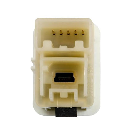 GM Genuine Parts 20870101 Audio and USB Receptacle in White