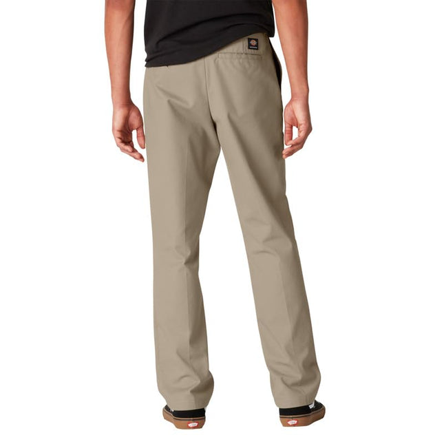 Pantalones de skate ajustados para hombre Dickies – Pantalones de alto rendimiento elásticos con rodillas reforzadas para mayor durabilidad, color arena del desierto, 33W x 30L