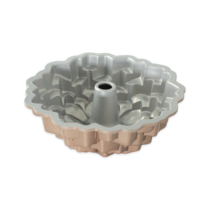 Nordic Ware Blossom Bundt Pan, Original Cast Aluminium Bundt Tin, Official Bundt Cake Tin with Floral Pattern, Cake Mould Colour: Toffee