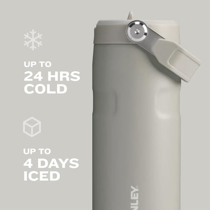 Botella de agua Stanley IceFlow Flip Straw 2.0 de 24 oz | Pajita integrada con abertura más grande | Ligera y a prueba de fugas | Acero inoxidable con aislamiento | Sin BPA | Azul marino