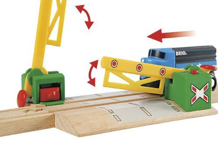 BRIO Magnetic Action Train Crossing for Kids Age 3 Years Up - Compatible with all BRIO Railway Sets & Accessories