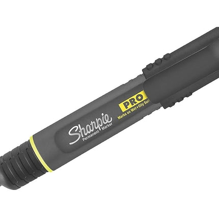 Sharpie Pro Permanent Marker, Medium, Chisel Tip, Red, 12-Count Marker (2018327)