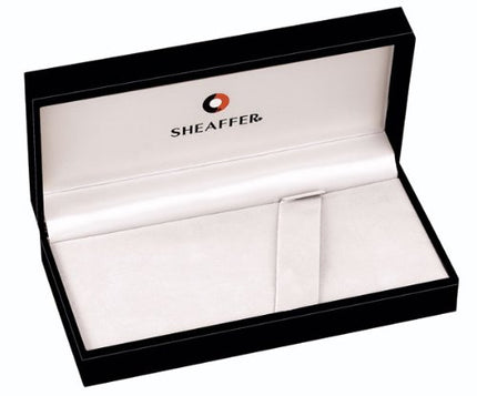 Sheaffer 300 - Refillable fountain pen, fine nib, glossy black, gold tone trim