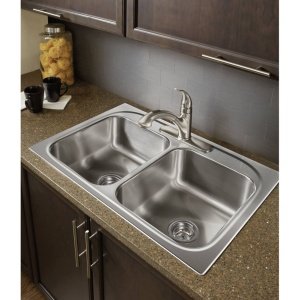 Moen 67315SRS Integra One-Handle Low Arc Pullout Kitchen Faucet, Spot Resist Stainless