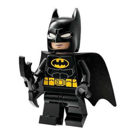 LEGO DC Batman Mech Armour Super-Hero Toy for Kids, Collectible Set with Robot Action Figure and Minifigure, Small Creative Gift for 6 Plus Year Old Boys, Girls 76270