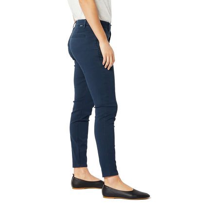 Dockers para mujer: Chino ajustado de tiro medio Weekend, azul marino ceniza, 30