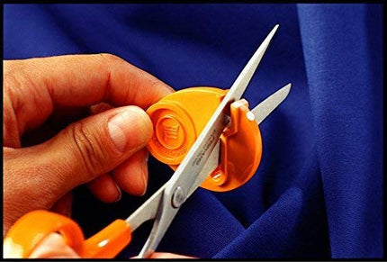 Fiskars Sewsharp Scissor Sharpener, Stainless Steel, Standard, 0.4 x 3.7 x 4.8 cm