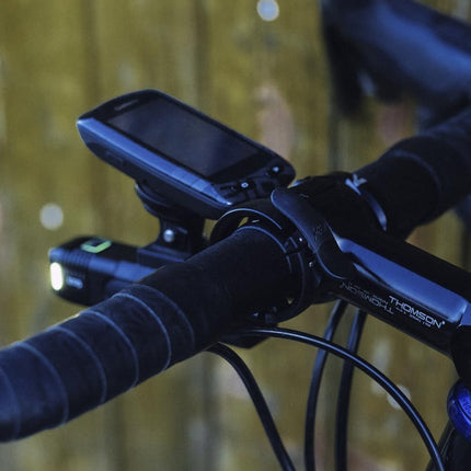 Knog Oi Prima Bike Bell – Loud 80dB Ring, Wrap-Around Design, WAVETEK Hammer, Durable Build, Easy Install – 2 Sizes to Ensure Correct Fit.