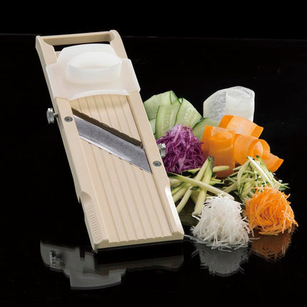 Benriner Mandoline Slicer, Japanese Stainless Steel Blade, BPA Free, Beige Classic Slicer, Biege with 4 Japanese Stainless Steel Blades Beige