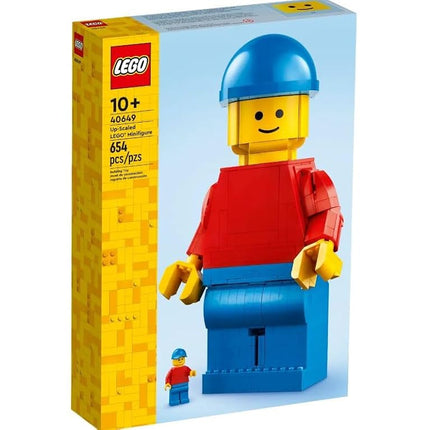 LEGO 40649 Up-Scaled Minifigure Cool Set Fans Including A Large Buildable Displayable Figure and an Accompanying Minifigure 10+ 654 Pieces