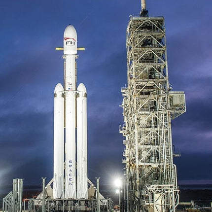 AYGITAL Space X Falcon Heavy Strongback 1/233 Diecast Rocket Model