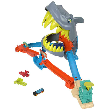 Hot Wheels City Shark Chomp Beach Playset & 1:64 Scale Toy Car