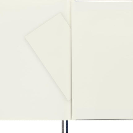 Moleskine - Classic Notebook Expanded, Plain Notebook, Soft Cover and Elastic Closure, Size Large 13 x 21 cm, Colour Sapphire Blue, 400 Pages