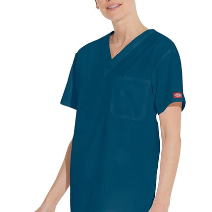 Dickies EDS Signature Scrubs for Women and Scrubs for Men, Unisex One Pocket V-Neck Top in Soft Brushed Poplin 83706, Caribbean Blue, 3XL
