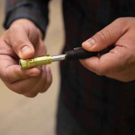 Precision Screwdriver, Precision HVAC 3-in-1 Pocket Screwdriver with Schrader Bit, Klein Tools 32613
