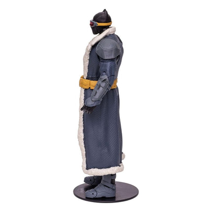 McFarlane Toys, 7-Inch DC Endless Winter Batman Action Figure with 22 Moving Parts, Collectible DC Figure with Unique Collectible Character Card – Ages 12+