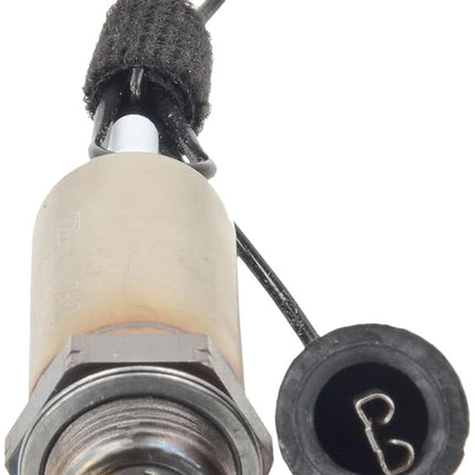 Bosch 11051 Premium Original Equipment Oxygen Sensor - Compatible With Select Audi, Eagle, Fiat, Jaguar, Nissan, Renault, Saab, Subaru, Volkswagen