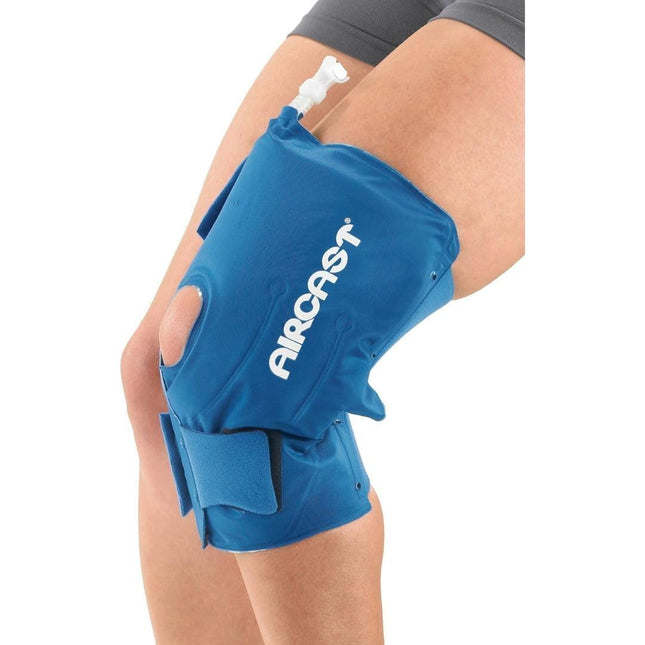 Aircast Cryo/Cuff Cold Therapy: Rodillera Cryo/Cuff con enfriador no motorizado (por gravedad), mediana