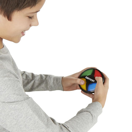 Juego Hasbro Gaming Simon Micro Series