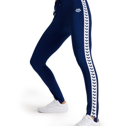 ARENA Women's Caroline Team Stirrup Pant, Medium M
