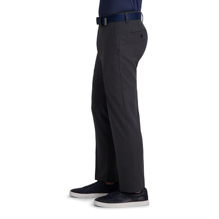 Pantalon de performance Haggar Cool Right Performance Flex à coupe droite et devant plat pour hommes – Tailles régulières et grandes, Gris foncé, 36W x 29L