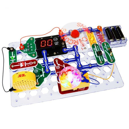 Snap Circuits Arcade Electronics Exploration Kit | Over 200 STEM Projects | 4-Color Project Manual | 20+ Build and Play Games | 35+ Snap Modules | Unlimited Fun