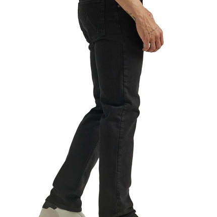 Wrangler Men's Free-to-Stretch Regular Fit Jean, Black, 34W x 30L