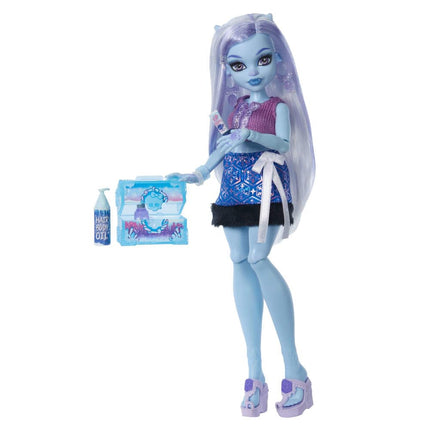 Monster High Self-Scare Secrets Abbey Bominable Doll and Accessories Set with 13 Realistic Surprises Like Henna, Painting and Crochet Crafts