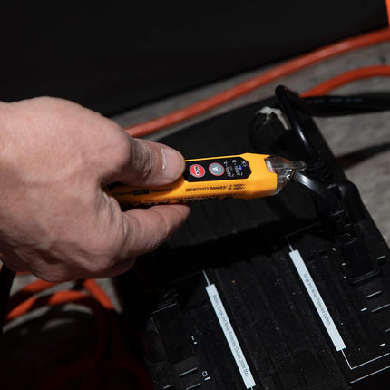 Klein Tools Outlet Repair Tool Kit with GFCI Receptacle Tester, Non Contact Voltage Tester and Wire Stripper, 3-Piece 80041