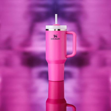 Stanley Quencher H2.0 FlowState Tumbler, Vacuum-Insulated, Stainless Steel, with Lid and Straw for Water, Iced Tea, Coffee, Smoothies and More, Fuchsia, 1.2 Litres