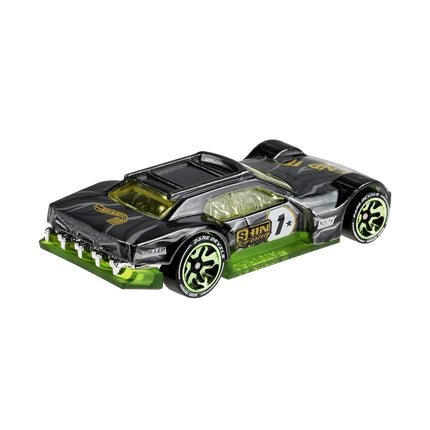 Hot Wheels id Vehicle, 1:64 Scale Driftsta Vehicle with Embedded NFC Chip, Daredevils Collection, Physical and Digital Play for Ages 8 Years and Older