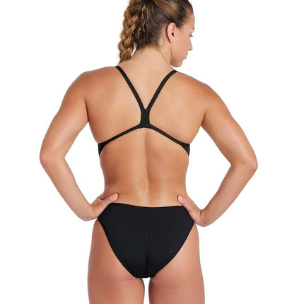 ARENA Solid Challenge Team One Piece Women's Swimsuit, Quick Dry Women's Swimwear, Chlorine Resistant Eco MaxLife Fabric Sports Swimsuit, UV Protection and Lined Front Fabric Black-White