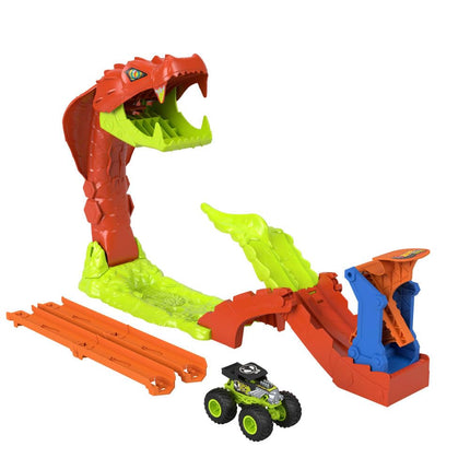Hot Wheels Monster Trucks Snake Slam Takedown & Exclusive Bone Shaker