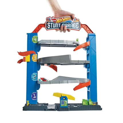 Hot Wheels City Stunt Garage Play Set Gift Idea for Ages 3 to 8 years elevator to upper levels Connects to other sets, GNL70