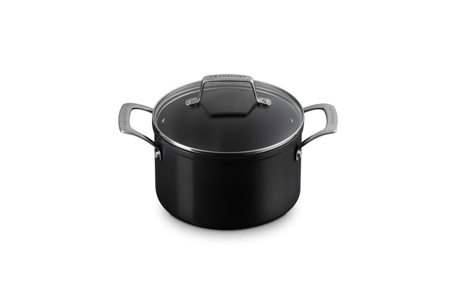 Le Creuset Essential Non-Stick Ceramic Stockpot wi