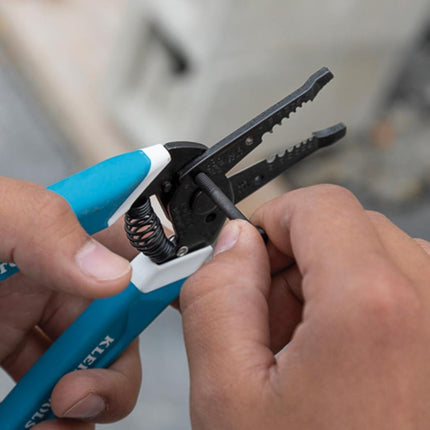 KLEIN TOOLS-Kurve Wire Stripper and Cutter, for 8-18 AWG Solid and 10-20 AWG Stranded Wire Klein Tools K11095 Blue/White