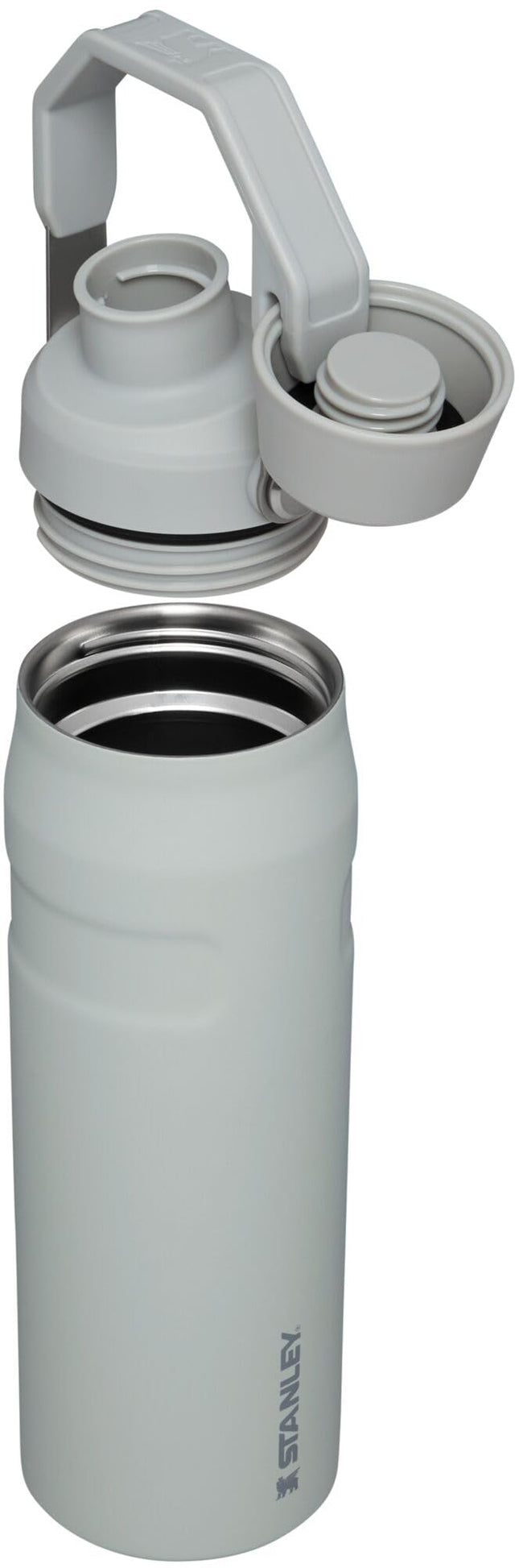 Botella de agua STANLEY IceFlow Fast Flow de 24 oz | Tapa con boquilla en ángulo | Ligera y a prueba de fugas para viajes y gimnasio | Acero inoxidable aislado | Sin BPA | Fog Glimmer