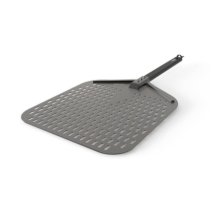 Ninja XSKXLPIZAPEL Pala de pizza perforada FlexFlame de 16'', ligera, aluminio duradero, resistente al calor hasta 315 °C, superficie extragrande, 40.6 cm largo x 1.8 cm ancho x 80.5 cm alto, plateado