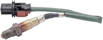 BOSCH 17487 Original Equipment Oxygen Sensor -Compatible with Select Ford Edge, Escape, Explorer, Focus, Fusion, F-150, F-250, F-350, Mustang, Taurus; Lincoln Continental, MKC, MKT, MKX, MKZ, Nautilus
