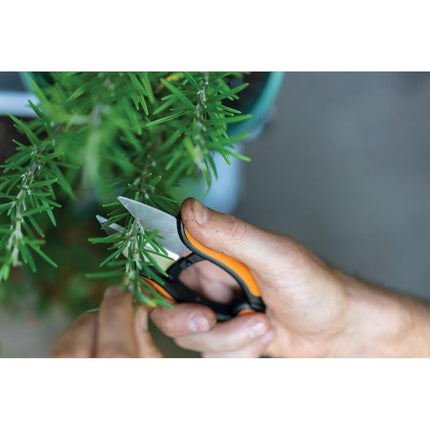 Fiskars Herb Garden Herb Scissors, 5-Inch Garden Shears, Handheld Herb Snips with Sheath and SoftGrip Handle, Dishwasher Safe