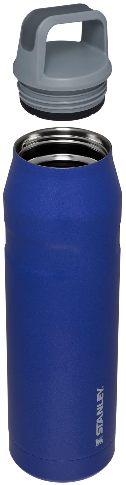 Botella de agua STANLEY IceFlow Cap and Carry de 36 oz | Tapa giratoria de boca ancha | Ligera y a prueba de fugas para viajes y deportes | Acero inoxidable aislado | Sin BPA | Lapis Glimmer