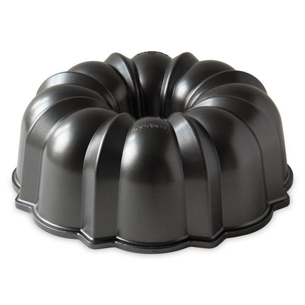 Nordic Ware Original 12-Cup Bundt Pan, Original Ca