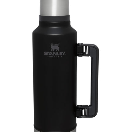 Stanley Classic Legendary Vacuum Bottle 2.0 qt | W