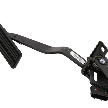 ACDelco Genuine Parts 19417903 Accelerator Pedal with Bracket and Position Sensor